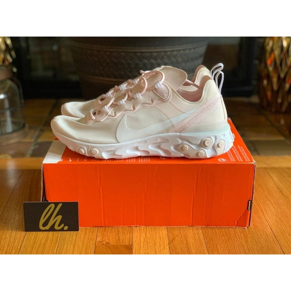 Size 12 W Nike React Element 55 "Pale Pink"